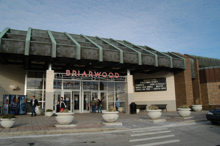 Village 7 Theatres (Briarwood Dollar Movies 4) - Dec 2003 (newer photo)